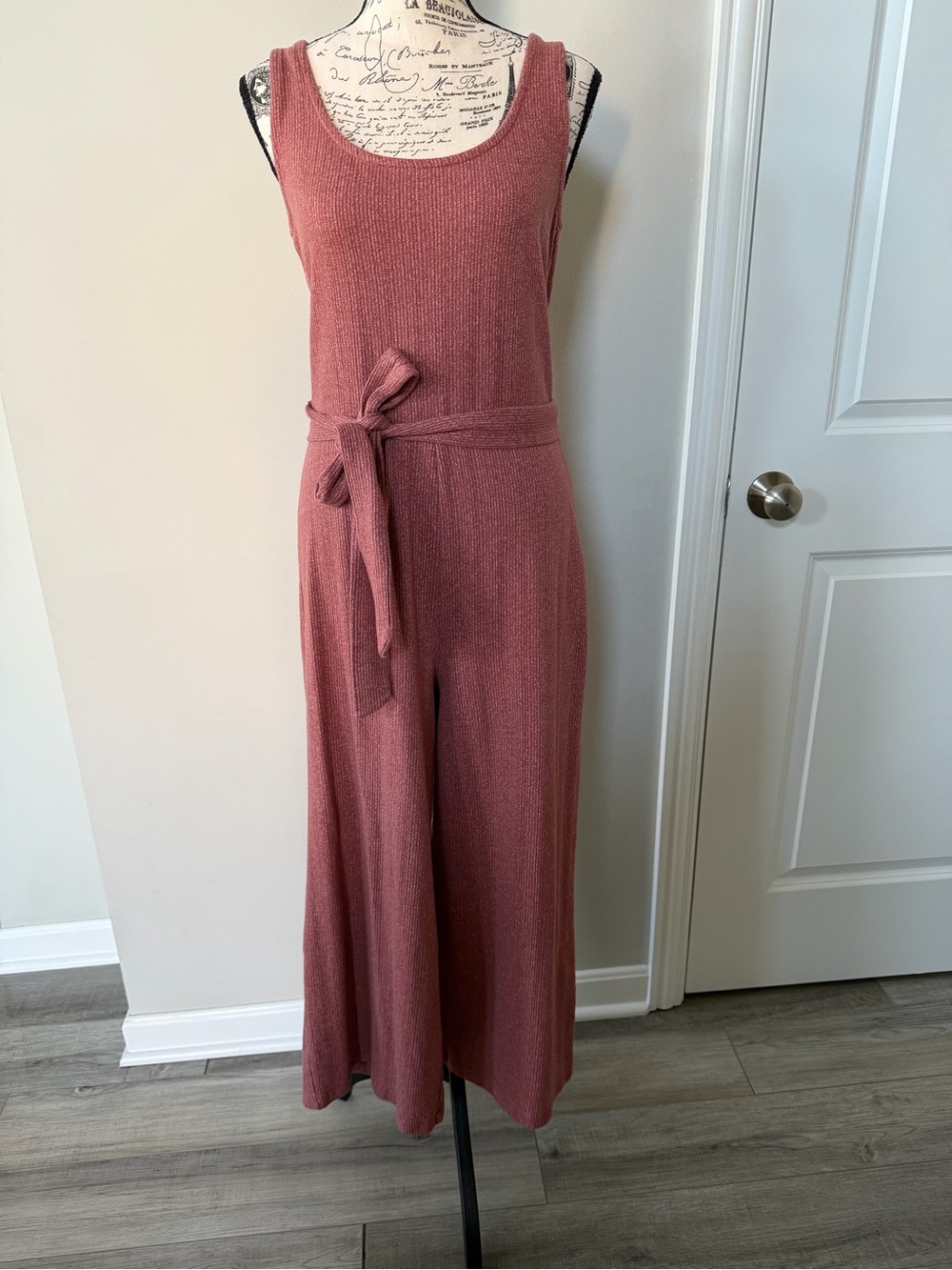 Gap Sleeveless Knit Wide-Leg Jumpsuit in Dusty Rose size small
